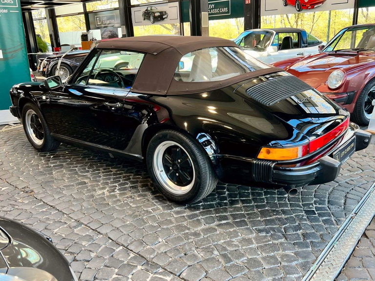 Porsche 911 Carrera 3.2 (KAT)