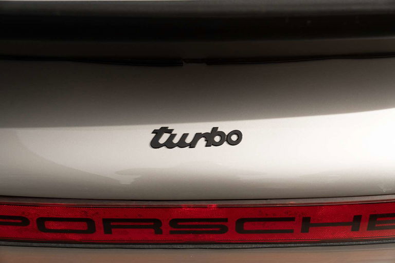 Porsche 911 Turbo 3.3