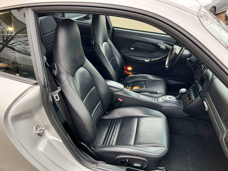 Porsche 996.2 Carrera 4S