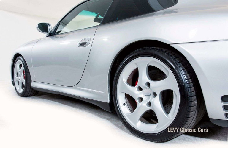 Porsche 996.2 Carrera 4S