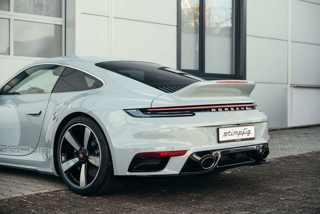 Porsche 992 Sport Classic