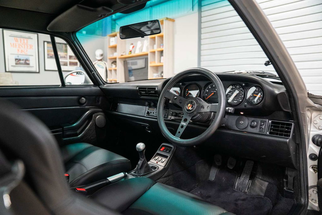 Porsche 993 Carrera 4S