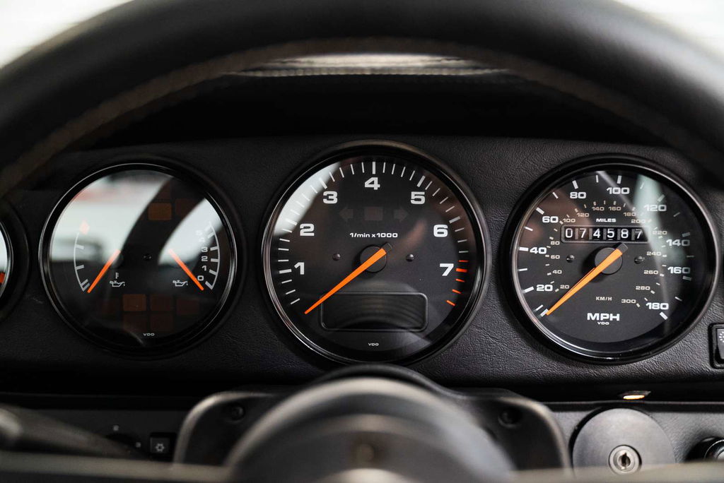 Porsche 993 Carrera 4S