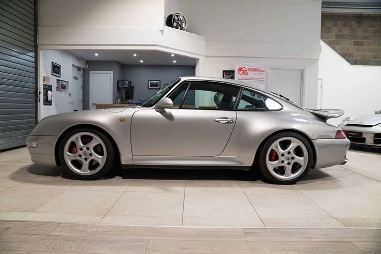 Porsche 993 Carrera 4S