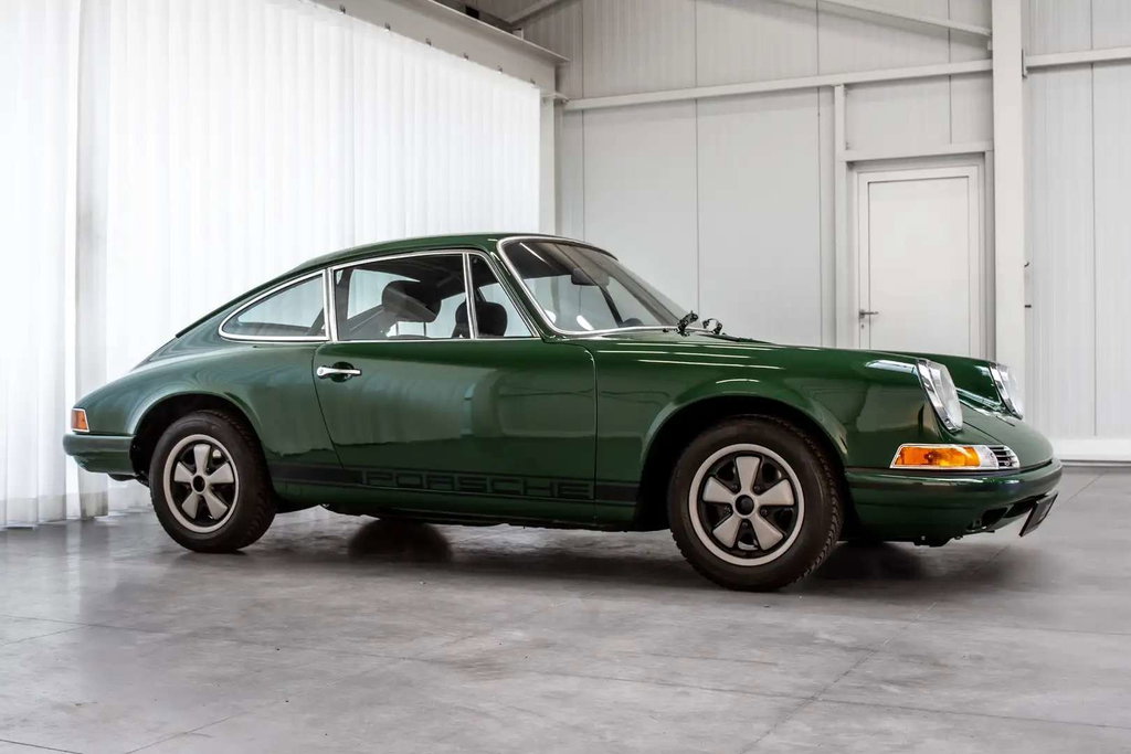 Porsche 911 T