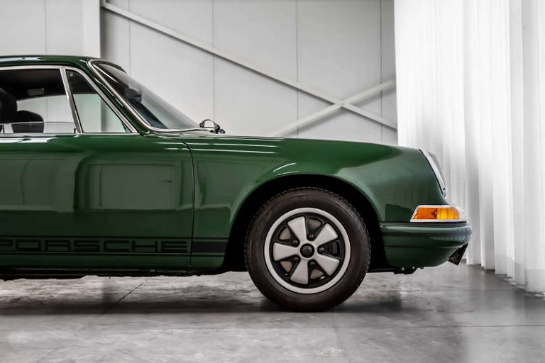 Porsche 911 T