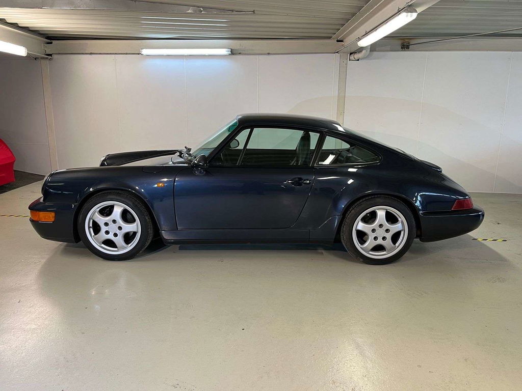 1991 Porsche 964 C2 Coupe in Marineblau Metallic