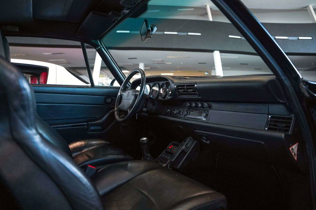 Porsche 993 Carrera 4S