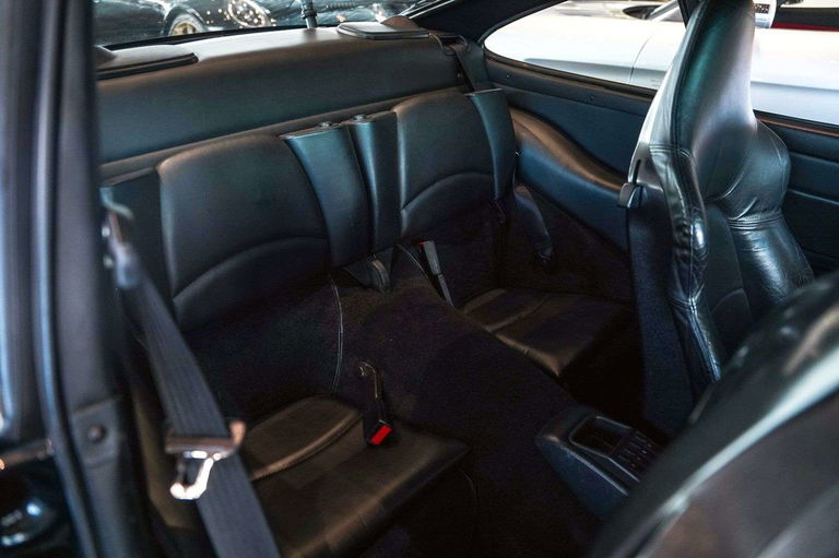 Porsche 993 Carrera 4S