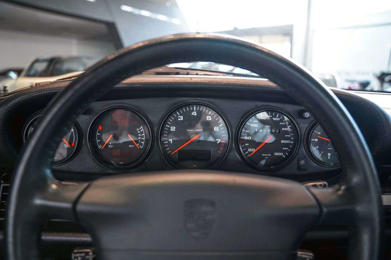 Porsche 993 Carrera 4S
