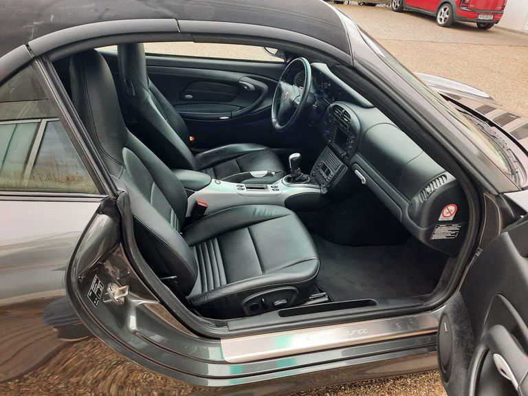 Porsche 996 Carrera 4S