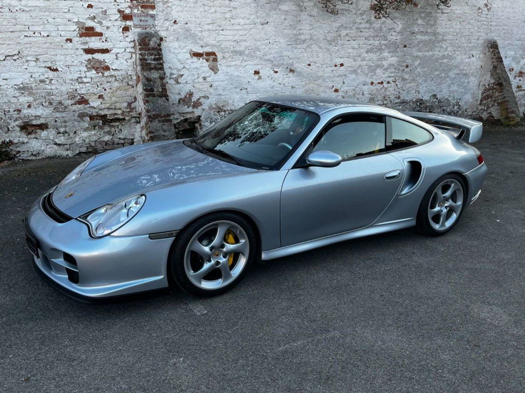 シルバー Porsche 996 Carrera 1998 - elferspot.com - Marketplace for Porsche