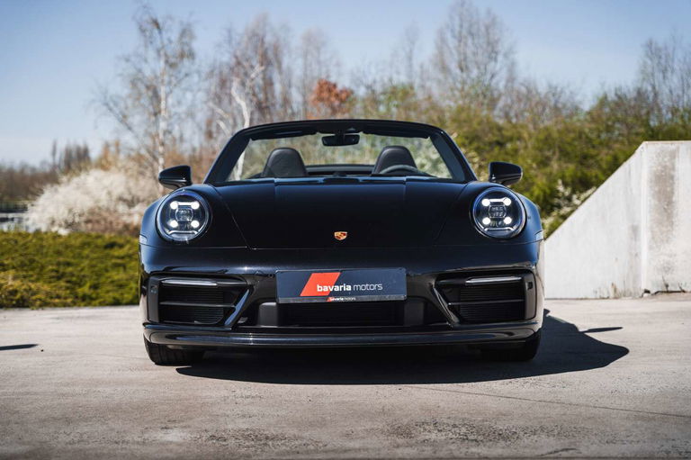 Porsche 992 Carrera 4S