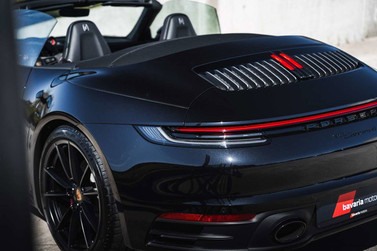 Porsche 992 Carrera 4S