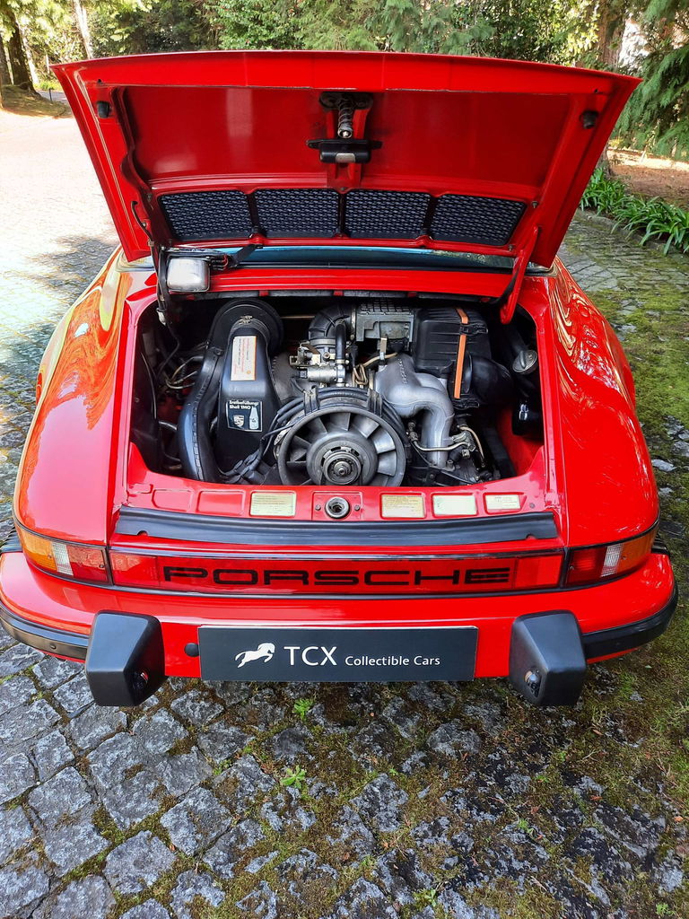 Porsche 911 Carrera 3.2