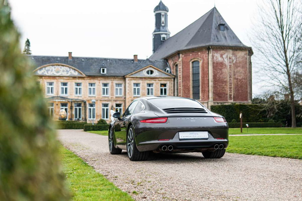 Porsche 991 Carrera