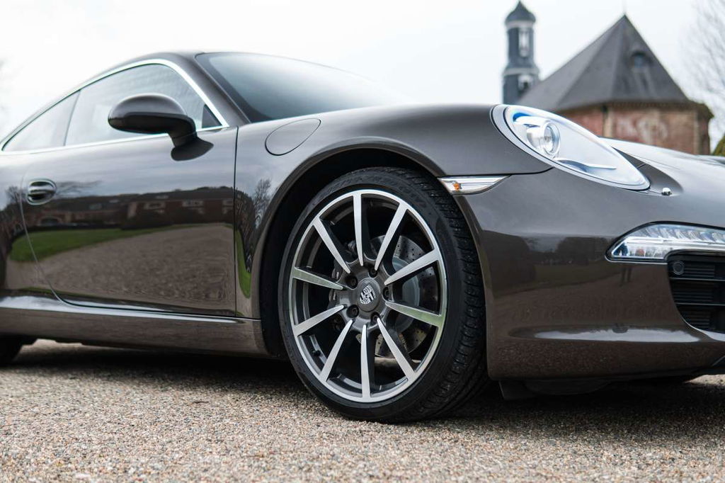Porsche 991 Carrera