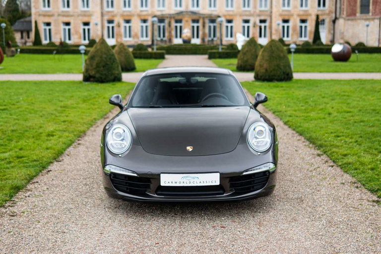 Porsche 991 Carrera