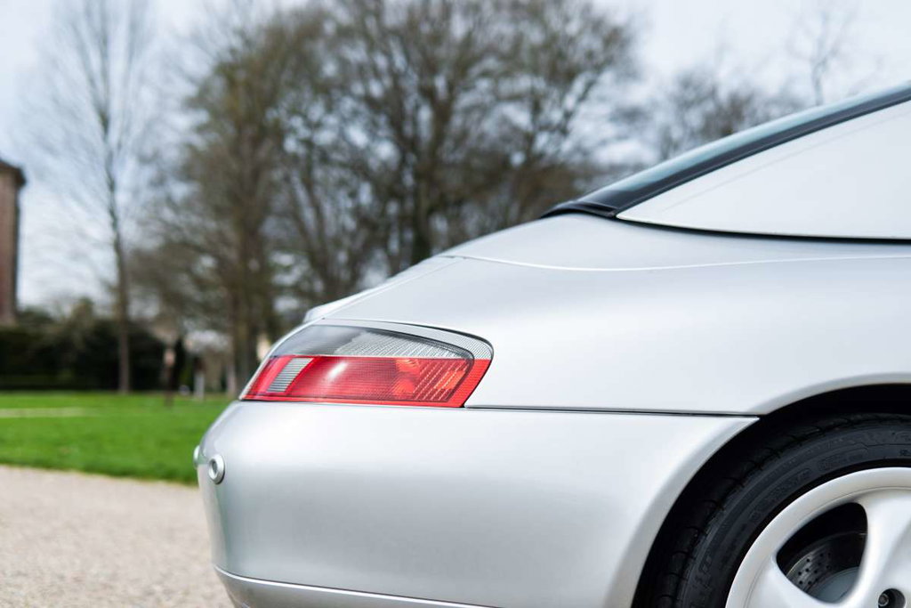 Porsche 996 Carrera