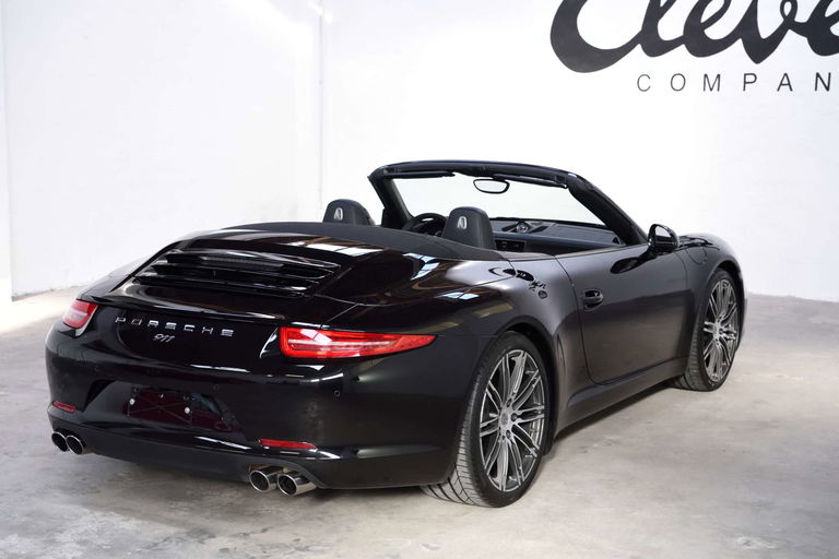 Porsche 991 Carrera Black Edition