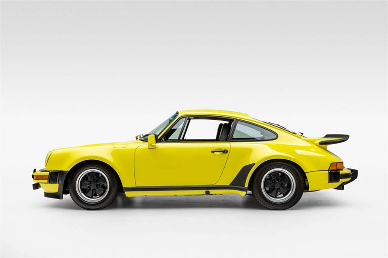 Porsche 911 Turbo 3.0 (US)