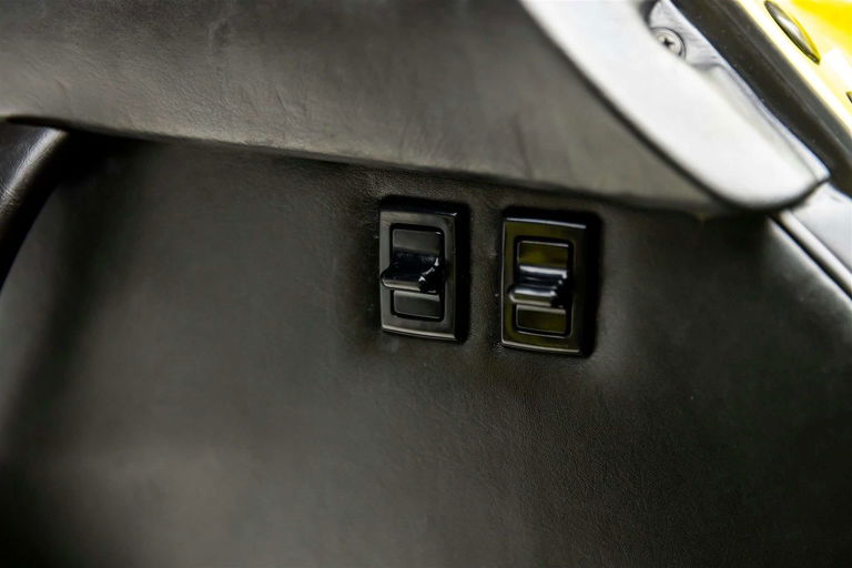 Porsche 911 Turbo 3.0 (US)