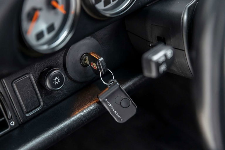 Porsche 993 Carrera 4S