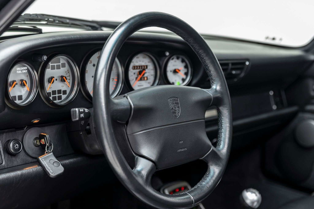 Porsche 993 Carrera 4S