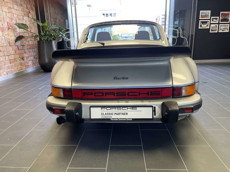Porsche 911 Turbo 3.0