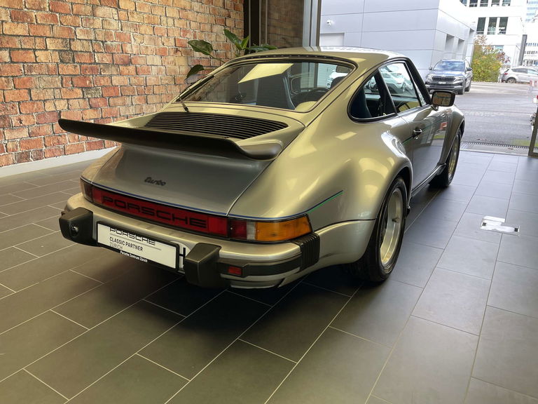 Porsche 911 Turbo 3.0