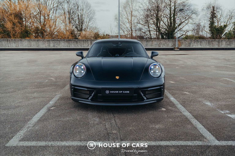 Porsche 992 Belgian Legend Edition