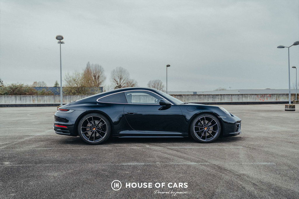 Porsche 992 Belgian Legend Edition