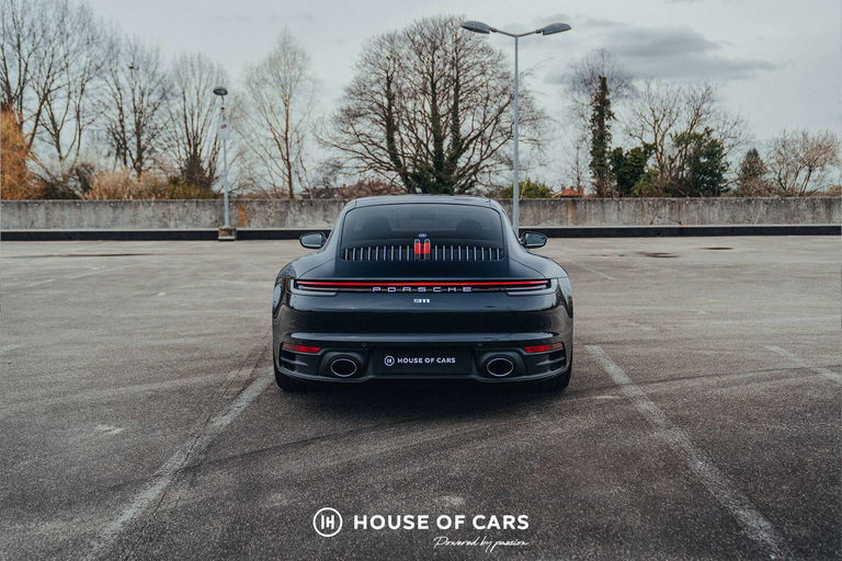 Porsche 992 Belgian Legend Edition