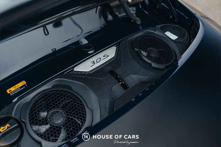 Porsche 992 Belgian Legend Edition