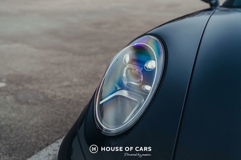 Porsche 992 Belgian Legend Edition