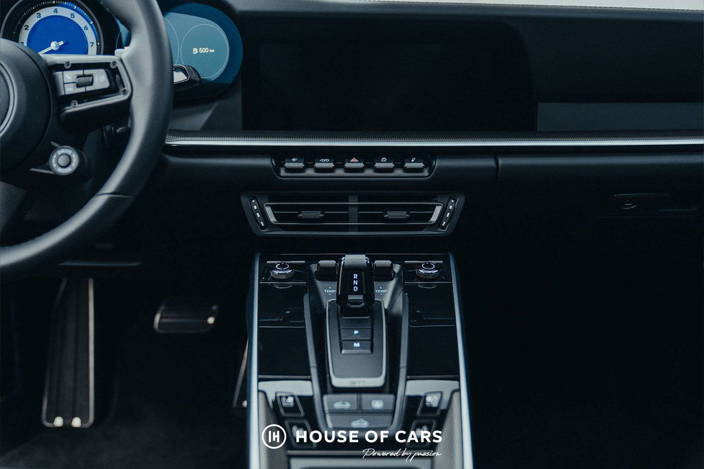 Porsche 992 Belgian Legend Edition