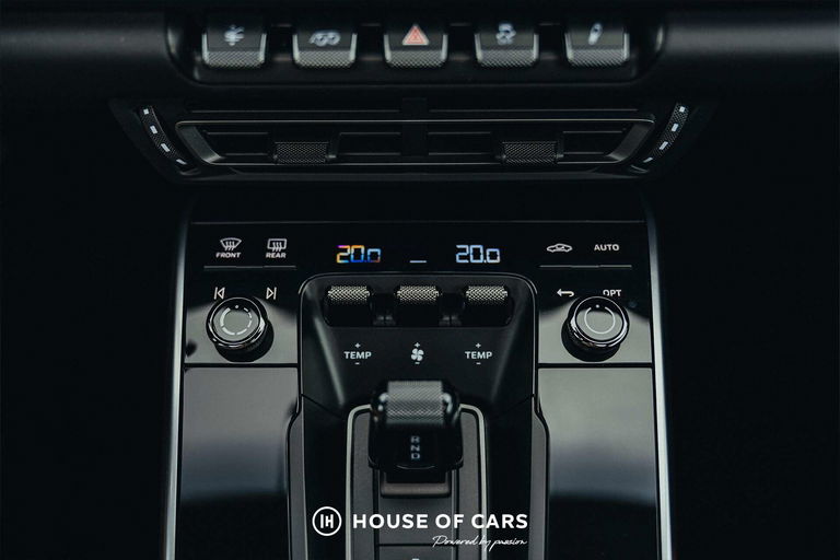 Porsche 992 Belgian Legend Edition