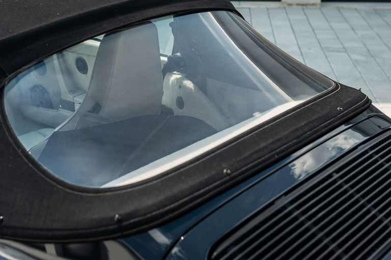 Porsche 911 Carrera 3.2 “25 Jahre 911”