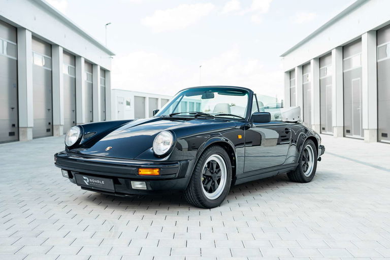 Porsche 911 Carrera 3.2 “25 Jahre 911”