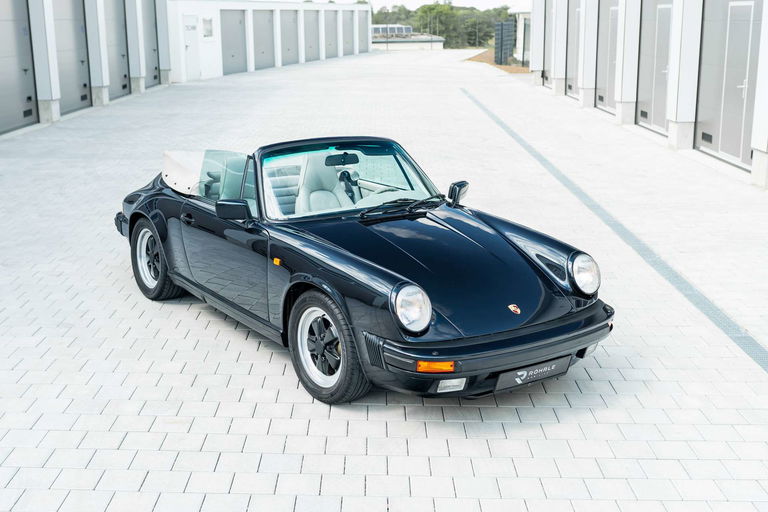 Porsche 911 Carrera 3.2 “25 Jahre 911”