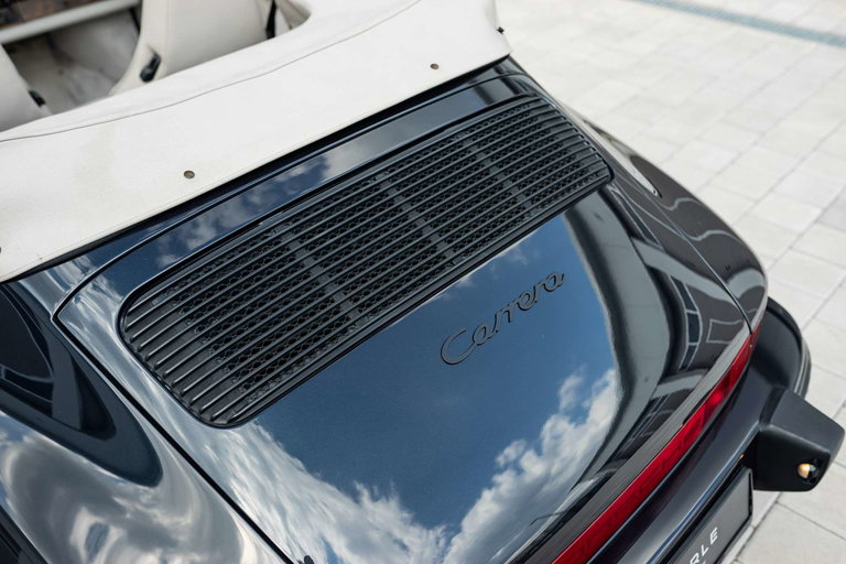 Porsche 911 Carrera 3.2 “25 Jahre 911”