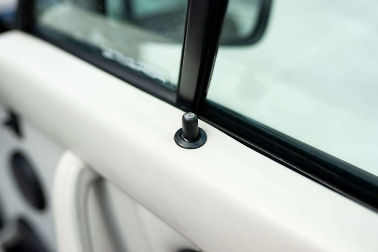 Porsche 911 Carrera 3.2 “25 Jahre 911”