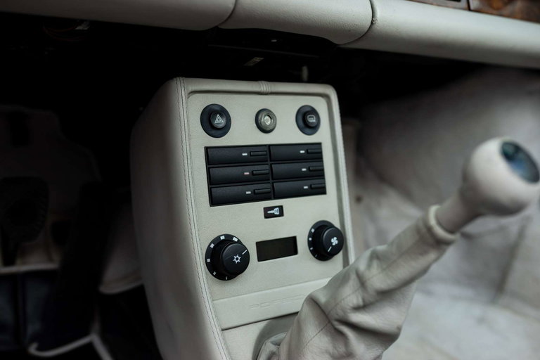 Porsche 911 Carrera 3.2 “25 Jahre 911”