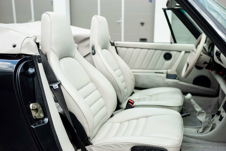 Porsche 911 Carrera 3.2 “25 Jahre 911”