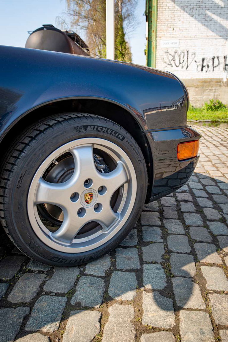 Porsche 964 Carrera 2