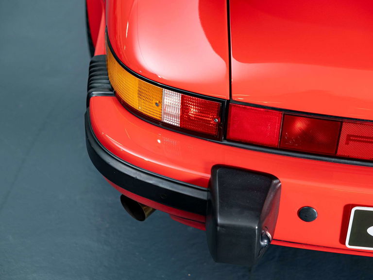 Porsche 911 Carrera 3.2 Clubsport