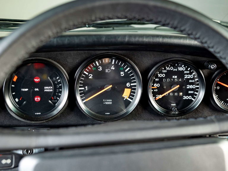 Porsche 911 Carrera 3.2 Clubsport