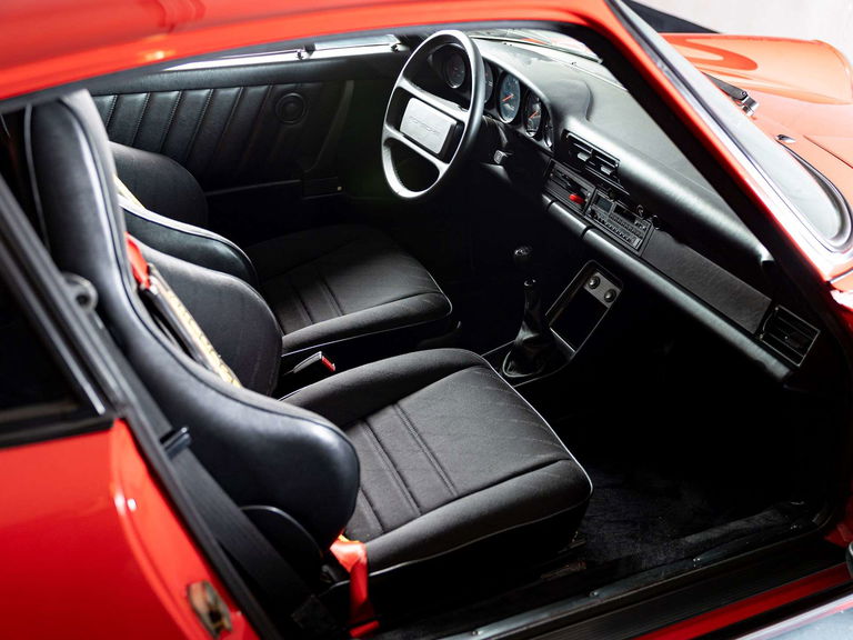 Porsche 911 Carrera 3.2 Clubsport