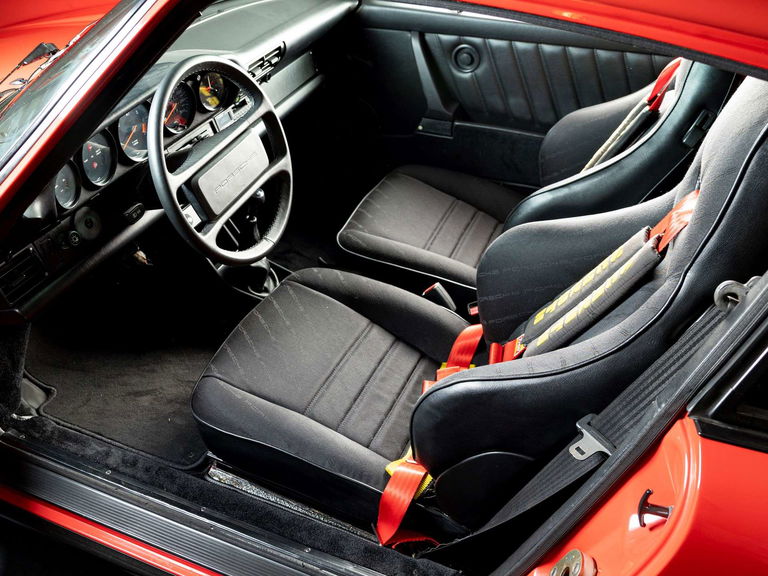 Porsche 911 Carrera 3.2 Clubsport