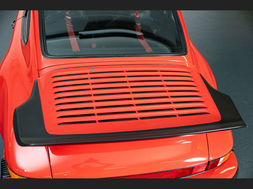 Porsche 911 Carrera 3.2 Clubsport